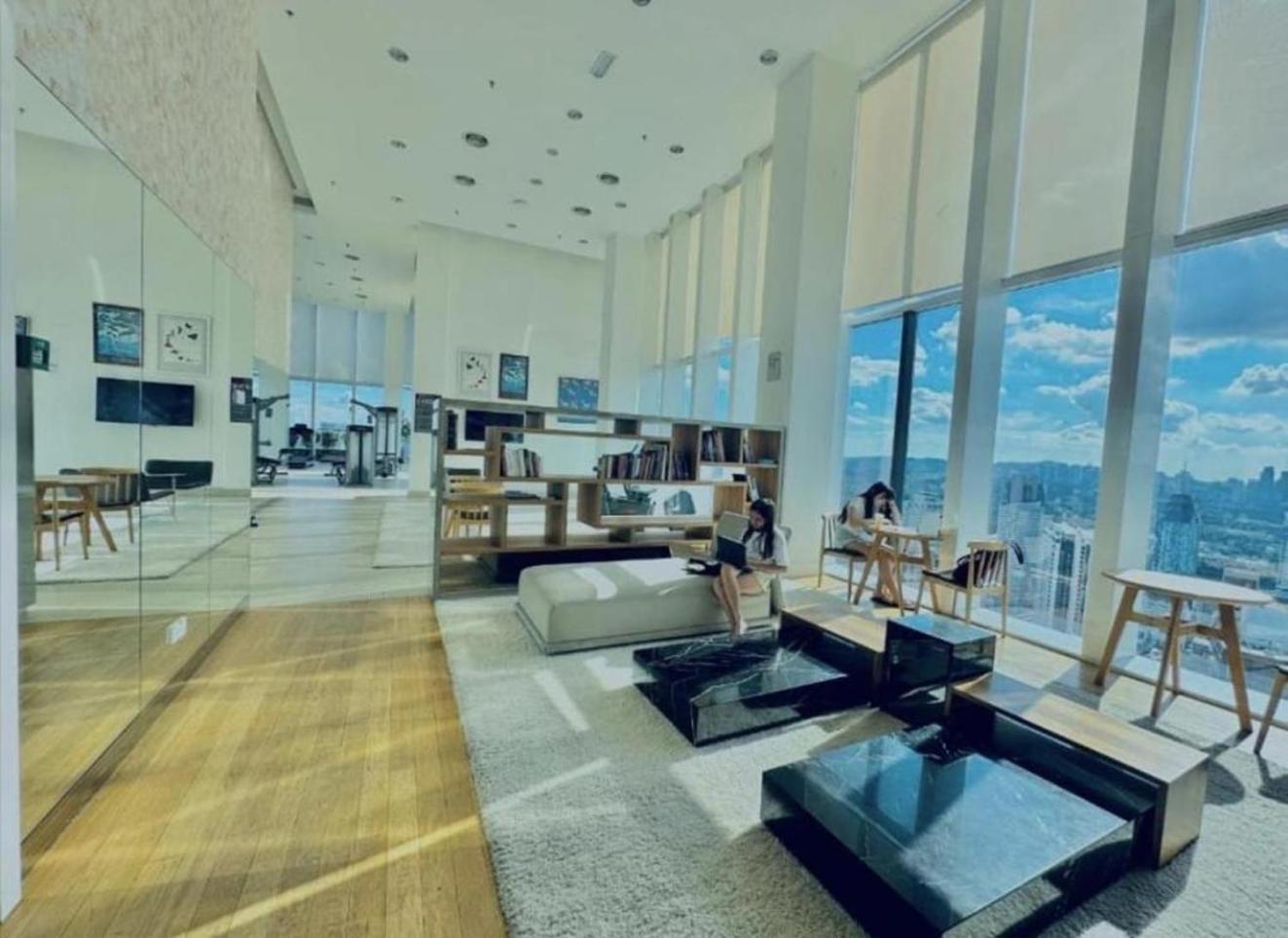 The Platinum Klcc By Victoria Home Kuala Lumpur Exterior foto